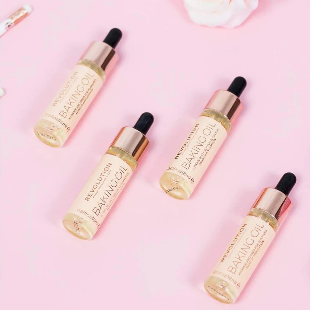 ❄️ Makeup Revolution | Baking Oil HYDRATE & PREP FOR FLAWLESS MAKEUP - Picture 4 of 5